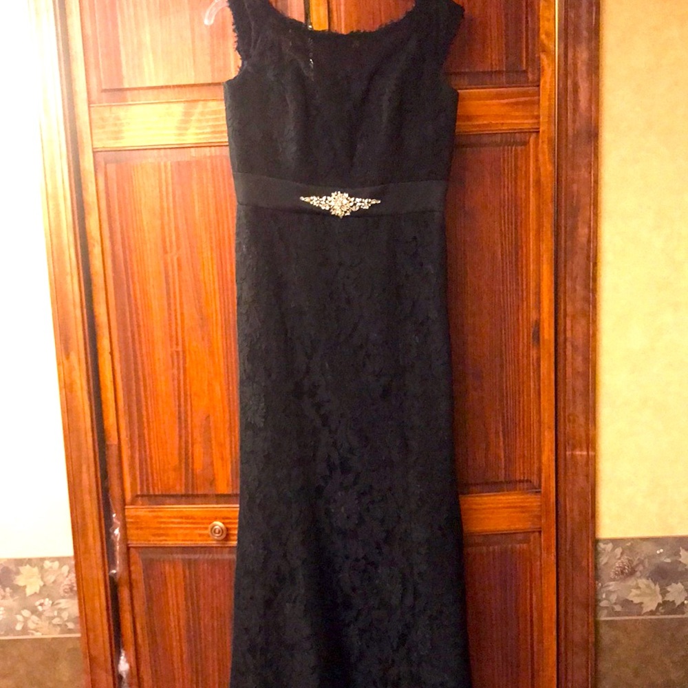 Lace formal dress